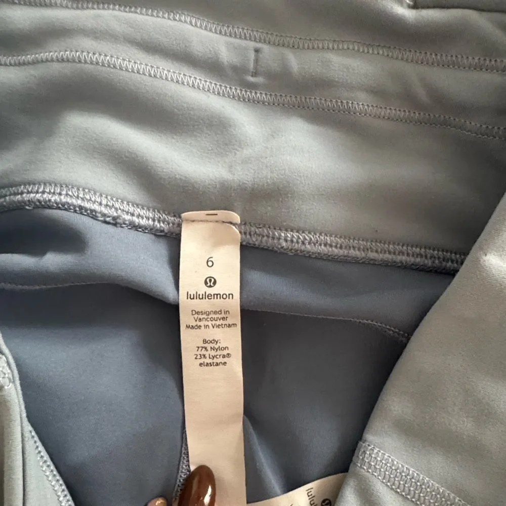 Lululemon Athletica Light Gray Leggings EUC